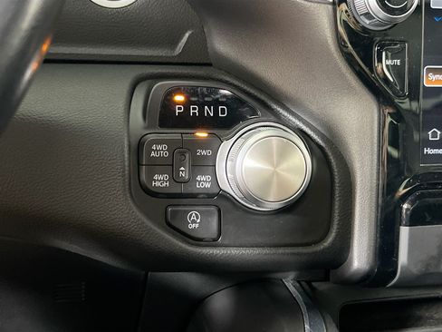 Used 2023 RAM 1500 Laramie AWD/4WD image 17