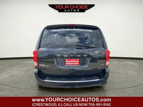 Used 2019 Dodge Grand Caravan SXT FWD image 4