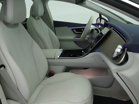 Certified 2023 Mercedes-Benz EQE 350+ Sedan image 28