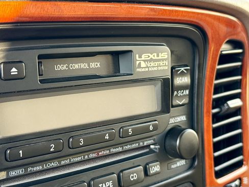 Used 2000 Lexus LX 470 4WD image 17