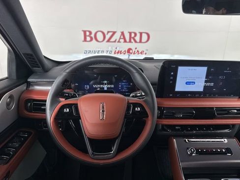 New 2025 Lincoln Aviator Reserve w/ Equipment Group 201A image 10