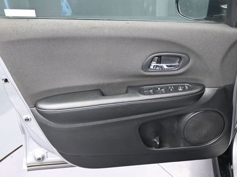 Used 2022 Honda HR-V Sport image 14