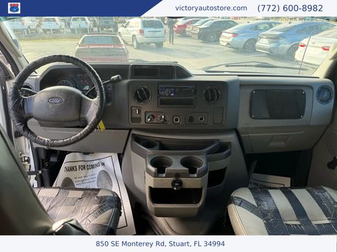 Used 2010 Ford E-150 and Econoline 150 RWD image 14