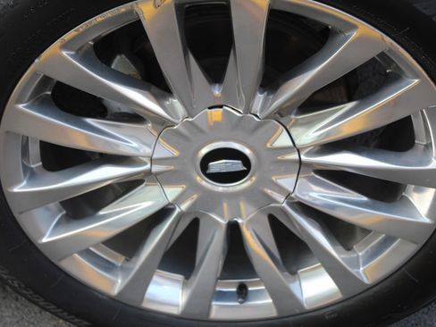 Used 2021 Cadillac Escalade ESV Premium Luxury w/ Driver Assist Tech Package AWD/4WD image 9