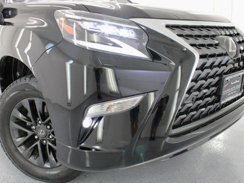 Used 2022 Lexus GX 460 Premium w/ Premium Package image 22