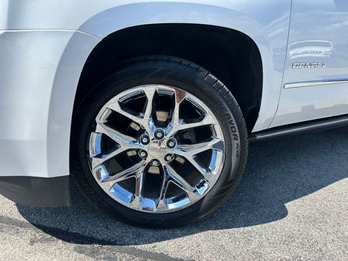 Used 2018 GMC Yukon XL Denali w/ Denali Ultimate Package AWD/4WD image 46