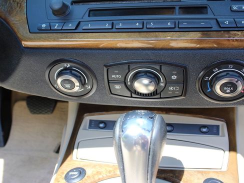 Used 2007 BMW Z4 3.0i image 34