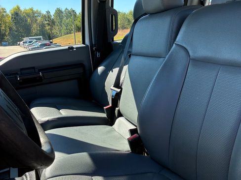 Used 2016 Ford F350 XL w/ Power Equipment Group image 19