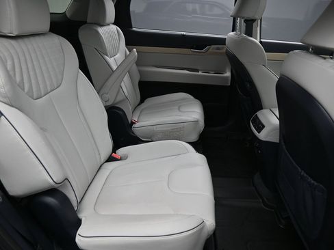 Used 2025 Hyundai Palisade Limited image 33