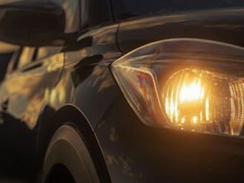 Used 2023 Toyota Corolla LE image 28