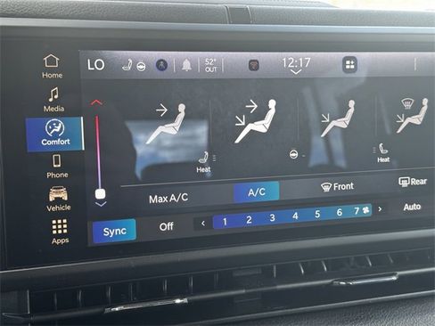 Certified 2025 Jeep Gladiator Willys image 29