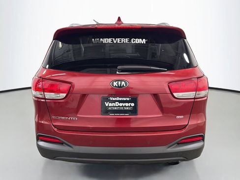 Used 2017 Kia Sorento FWD w/ LX Convenience Package image 8