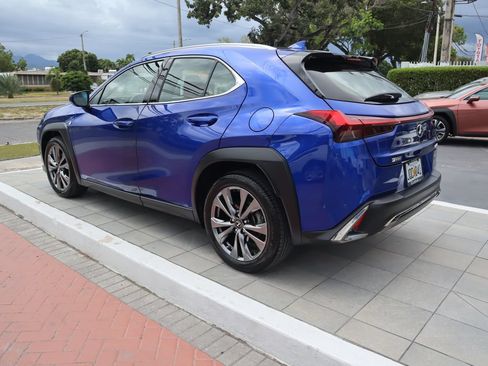 Used 2021 Lexus UX 200 F Sport FWD image 7