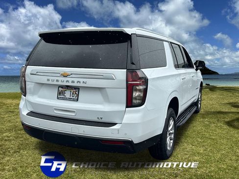 Used 2022 Chevrolet Suburban LT image 8