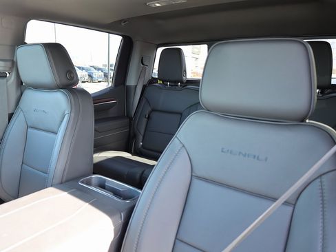 New 2026 GMC Sierra 1500 Denali w/ Technology Package image 16
