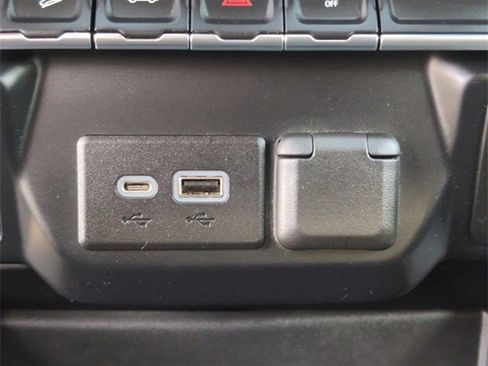 Certified 2022 Chevrolet Silverado 1500 LT Trail Boss w/ Bed Protection Package image 33