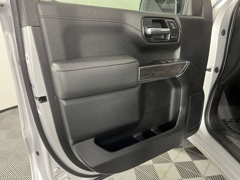 Used 2021 Chevrolet Silverado 1500 LTZ image 10