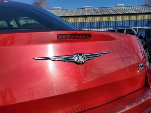 Used 2009 Chrysler 300 Touring image 24