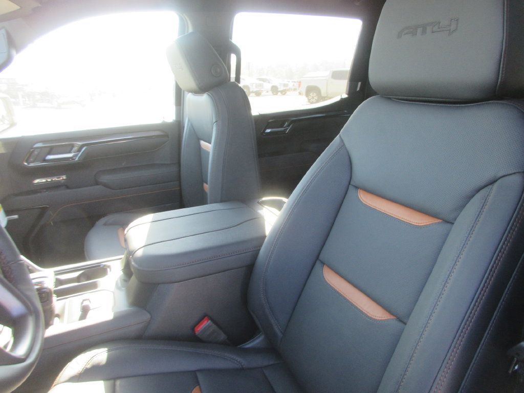 New 2026 GMC Sierra 1500 AT4 w/ AT4 Premium Package AWD/4WD image 12