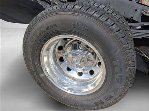 New 2025 RAM 3500 Tradesman w/ Chrome Appearance Group AWD/4WD image 13