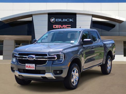 Used 2025 Ford Ranger XLT w/ Equipment Group 301A High RWD image 3