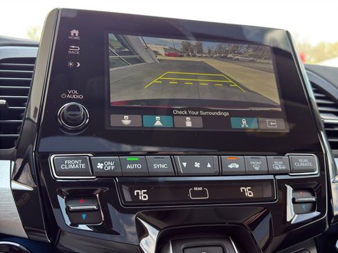 Certified 2023 Honda Odyssey Touring image 16