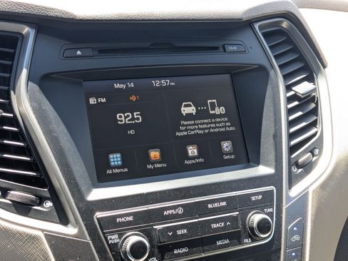Used 2017 Hyundai Santa Fe Sport w/ 2.4L Value Package 06 AWD/4WD image 24