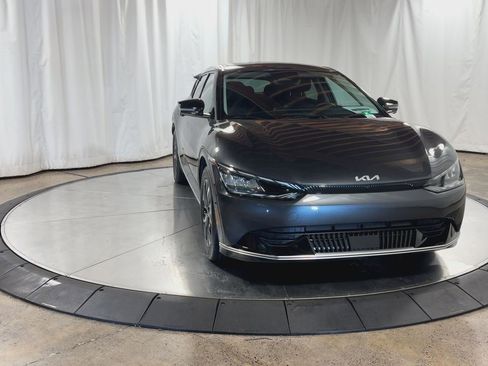 Certified 2023 Kia EV6 Wind w/ Wind Technology Package image 4