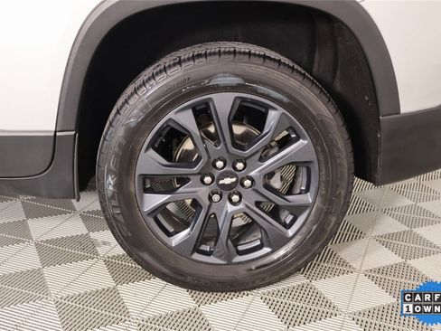 Used 2021 Chevrolet Traverse RS image 19