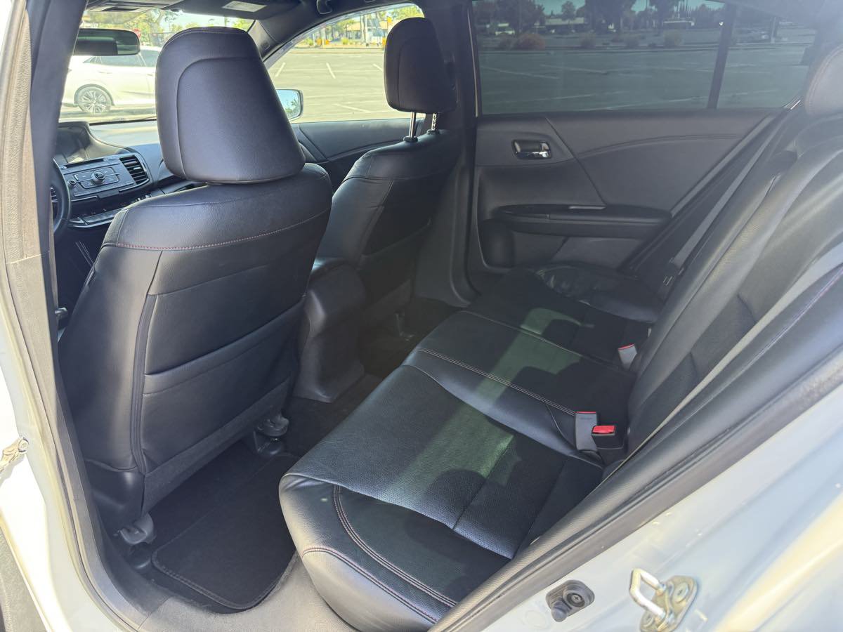 Used 2017 Honda Accord Sport Special Edition image 23
