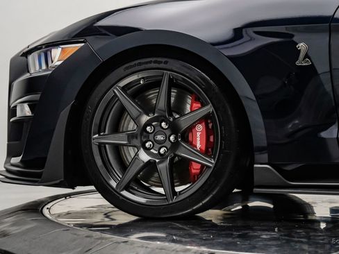 Used 2021 Ford Mustang Shelby GT500 w/ Carbon Fiber Track Pack RWD image 99