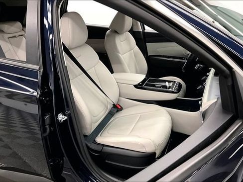 Used 2025 Hyundai Tucson SEL AWD/4WD image 8