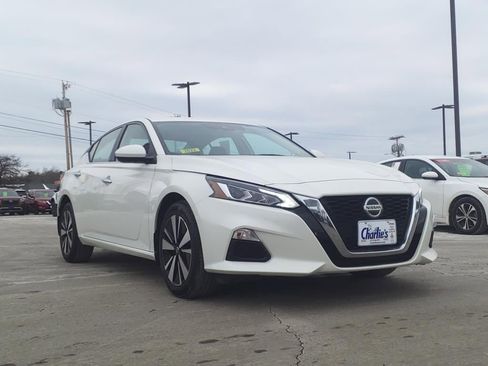 Used 2022 Nissan Altima 2.5 SV image 6