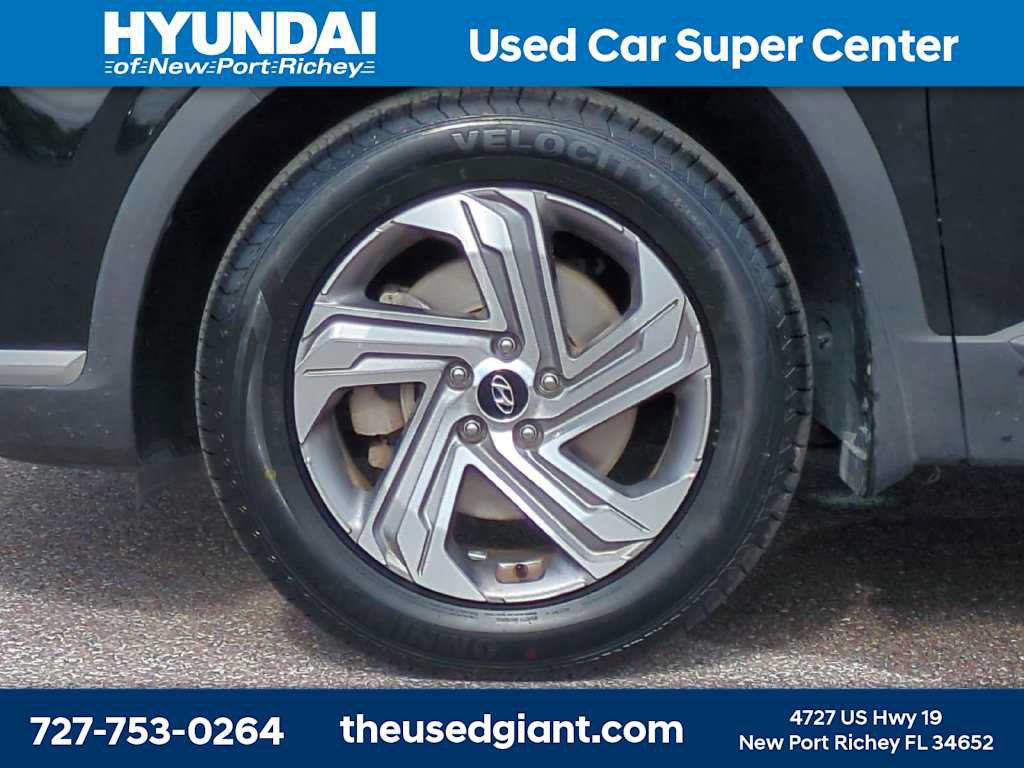 Certified 2023 Hyundai Santa Fe SE FWD image 10