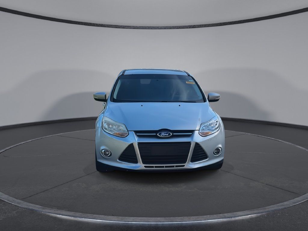 Used 2013 Ford Focus SE FWD image 3