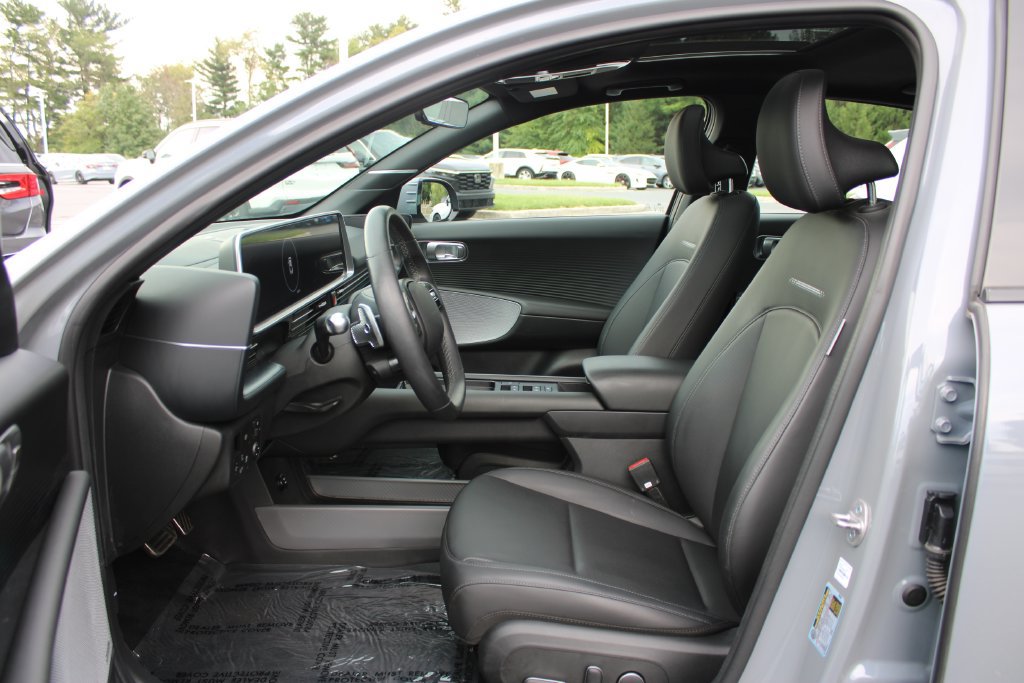 Used 2023 Hyundai Ioniq 6 Limited AWD/4WD image 11