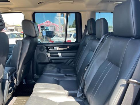 Used 2016 Land Rover LR4 HSE Silver Edition image 32