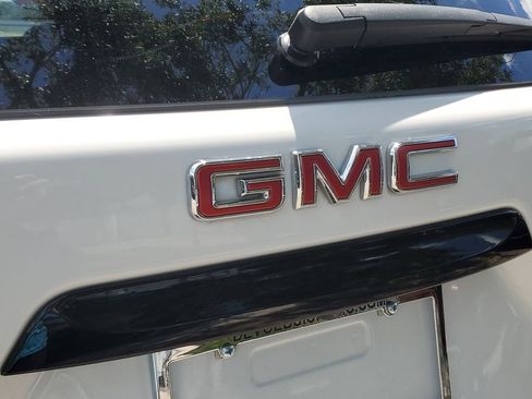 Certified 2023 GMC Terrain SLE FWD image 29