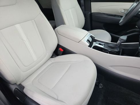 Used 2025 Hyundai Tucson SEL AWD/4WD image 14