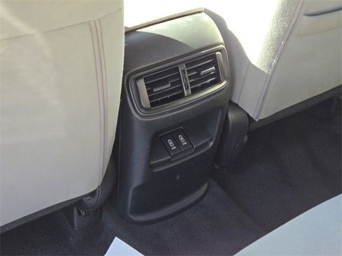 Used 2022 Honda CR-V EX image 10