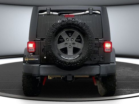 Used 2018 Jeep Wrangler Unlimited Sport S image 5