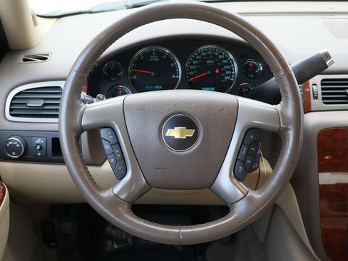 Used 2012 Chevrolet Avalanche LTZ RWD image 14