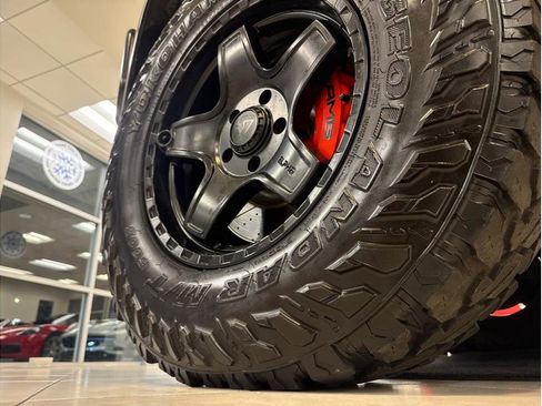 Used 2014 Mercedes-Benz G 63 AMG 4MATIC image 36