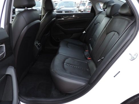 Used 2018 Hyundai Sonata Limited image 19