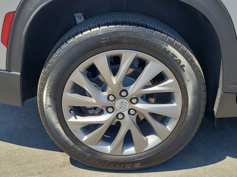 Used 2026 Buick Enclave Preferred w/ Power Package FWD image 6