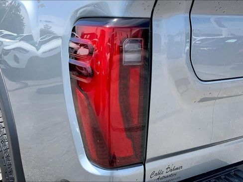 Used 2025 GMC Sierra 2500 Denali w/ Denali Reserve Package AWD/4WD image 26
