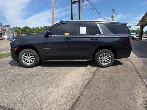 Used 2024 Chevrolet Tahoe LT RWD image 1