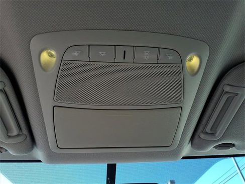 Used 2015 Nissan Sentra SV image 25