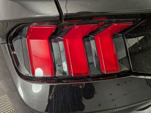 Used 2024 Ford Mustang Premium image 11