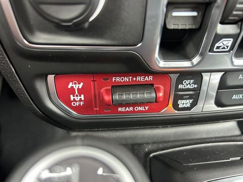 New 2026 Jeep Gladiator Rubicon image 16